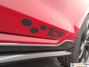 Volkswagen Golf VII GTi 2.0 TSI DSG TCR - Image 11