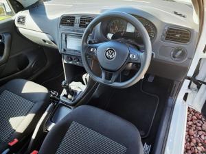 Volkswagen Polo Vivo 1.4 Comfortline - Image 26