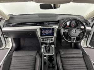 Volkswagen Passat 1.4 TSI Luxury DSG - Image 10