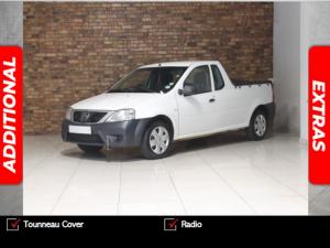 2020 Nissan NP200 1.6i safety pack (aircon)