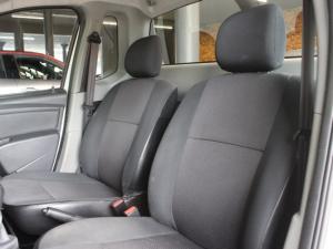 Nissan NP200 1.6i safety pack (aircon) - Image 6