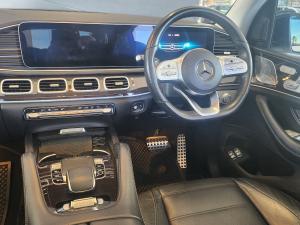 Mercedes-Benz GLS GLS400d 4Matic - Image 9