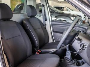 Nissan NP200 1.6i safety pack (aircon) - Image 12