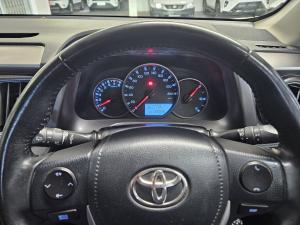 Toyota RAV4 2.0 GX - Image 19
