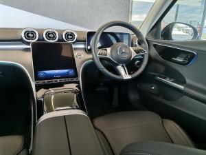 Mercedes-Benz C-Class C200 Avantgarde - Image 10