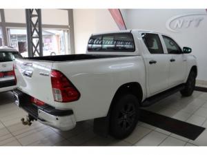 Toyota Hilux 2.4 GD-6 RB Raider automaticD/C - Image 2