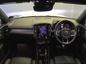 Volvo XC40 T4 R-DESIGN Geartronic - Image 10