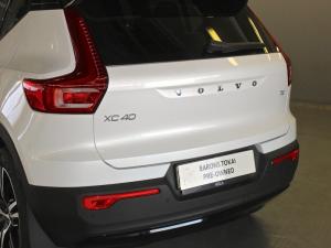 Volvo XC40 T4 R-DESIGN Geartronic - Image 4