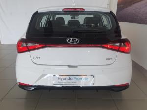 Hyundai i20 1.0T Fluid auto - Image 7