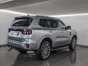 Ford Everest 3.0D V6 Platinum AWD automatic - Image 4