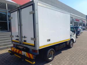Toyota Dyna 150 chassis cab - Image 2