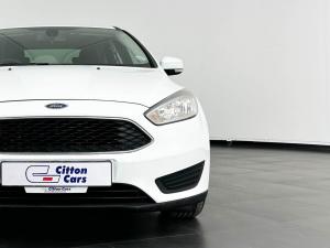 Ford Focus 1.0 Ecoboost Ambiente automatic - Image 4