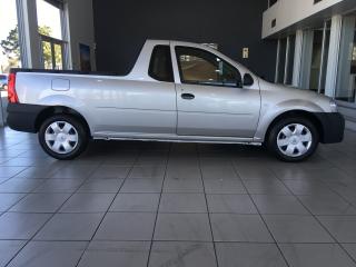 Nissan NP200 1.6i safety pack (aircon)