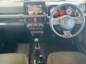 Suzuki Jimny 1.5 GLX AllGrip 3-door manual - Image 9