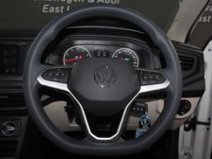 Volkswagen Polo 1.6 Tiptronic - Image 12