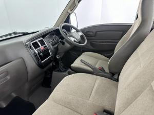 Hyundai H100 2.6D TIP Chassis Cab - Image 9