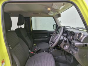 Suzuki Jimny 1.5 GLX AllGrip 5-door auto - Image 8