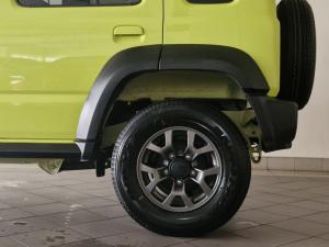 Suzuki Jimny 1.5 GLX AllGrip 5-door auto - Image 9
