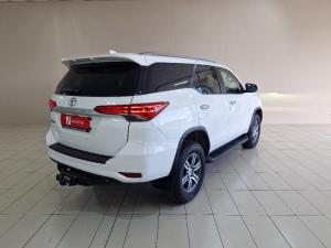Toyota Fortuner 2.4GD-6 Raised Body automatic - Image 6