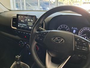 Hyundai Venue 1.0T Fluid auto - Image 6