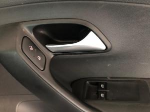 Volkswagen Polo Vivo hatch 1.6 Maxx - Image 12