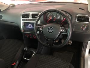 Volkswagen Polo Vivo hatch 1.6 Maxx - Image 13