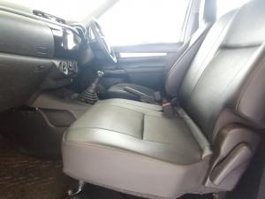 Toyota Hilux 2.0 single cab S (aircon) - Image 7