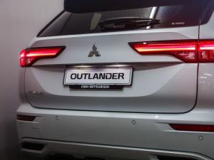 Mitsubishi Outlander 2.5 GLS - Image 18