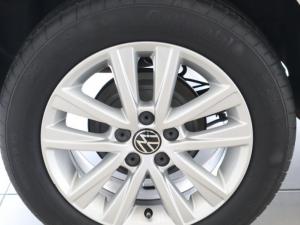 Volkswagen Polo Vivo hatch 1.4 Comfortline - Image 26