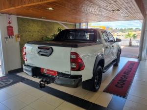 Toyota Hilux 2.8 GD-6 RB Legend RS 4X4 automaticD/C - Image 7
