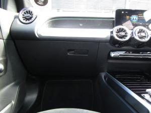 Mercedes-Benz GLB 250 Progressive - Image 4