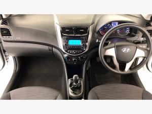 Hyundai Accent 1.6 GL - Image 13