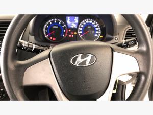 Hyundai Accent 1.6 GL - Image 19