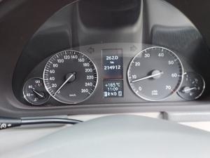 Mercedes-Benz C-Class C200 Kompressor Avantgarde Touchshift - Image 8