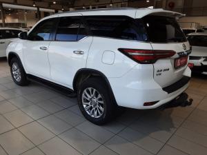 Toyota Fortuner 2.8 GD-6 4X4 VX automatic - Image 9