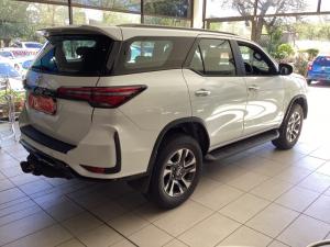 Toyota Fortuner 2.8 GD-6 automatic - Image 2