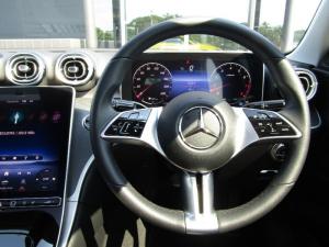 Mercedes-Benz C200 automatic - Image 4