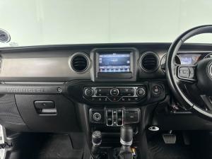 Jeep Wrangler 3.6 Sport automatic 4DR - Image 12