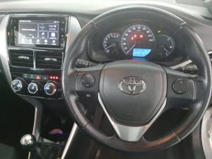 Toyota Yaris 5-door 1.0 XS - Image 11