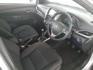 Toyota Yaris 5-door 1.0 XS - Image 8