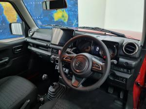 Suzuki Jimny 1.5 GLX AllGrip 5-door manual - Image 9