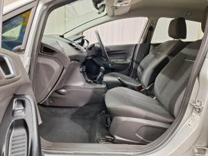 Ford Fiesta 5-door 1.0T Trend - Image 14