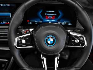 BMW i7 xDrive60 M Sport - Image 9