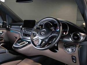 Mercedes-Benz V-Class V300d Exclusive - Image 5