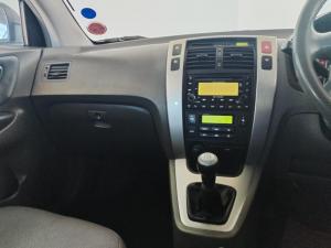 Hyundai Tucson 2.0 GLS - Image 10