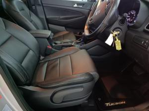 Hyundai Tucson 2.0 Premium auto - Image 9