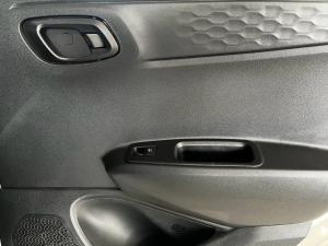 Hyundai Grand i10 1.2 Fluid hatch manual - Image 6
