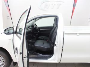 Toyota Hilux 2.4 GD SS/C - Image 8