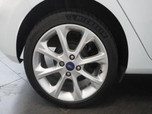 Ford Fiesta 1.0 Ecosboost Titanium automatic 5-Door - Image 4
