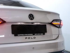 Volkswagen Polo sedan 1.6 Life manual - Image 10